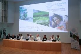 161 2